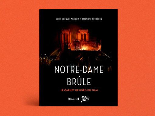 Notre-Dame brûle